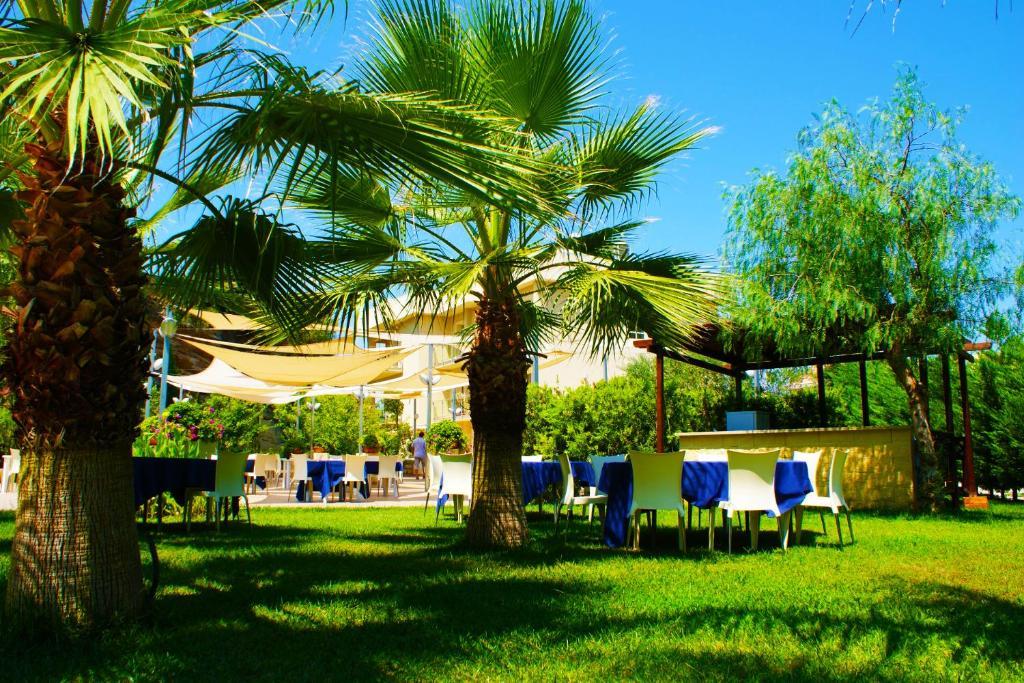 Sant'alphio Palace 4*