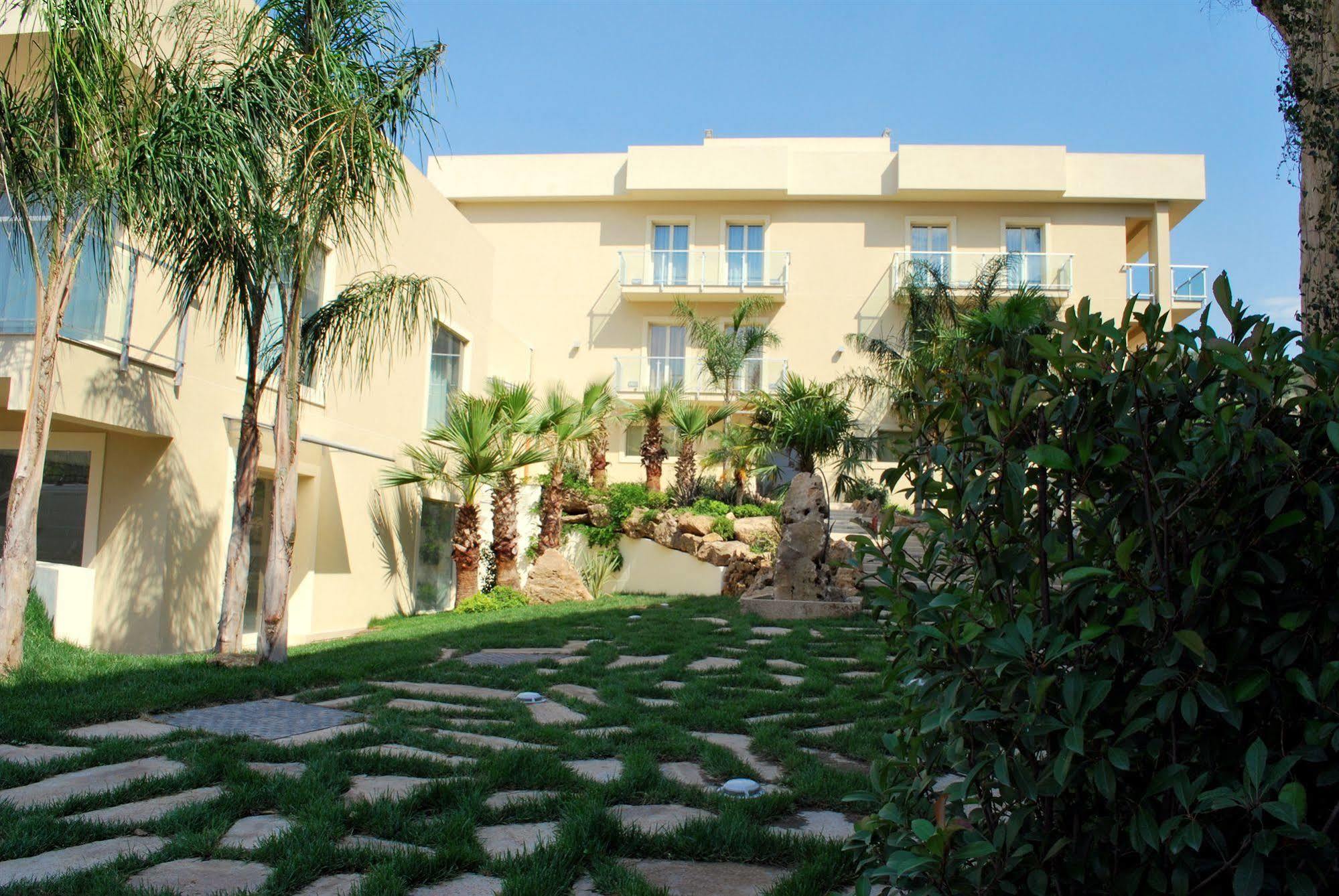 Hotel Sant'alphio Palace